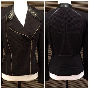 CACHE - EXCELLENT CONDITION - VERSATILE/HOT JACKET